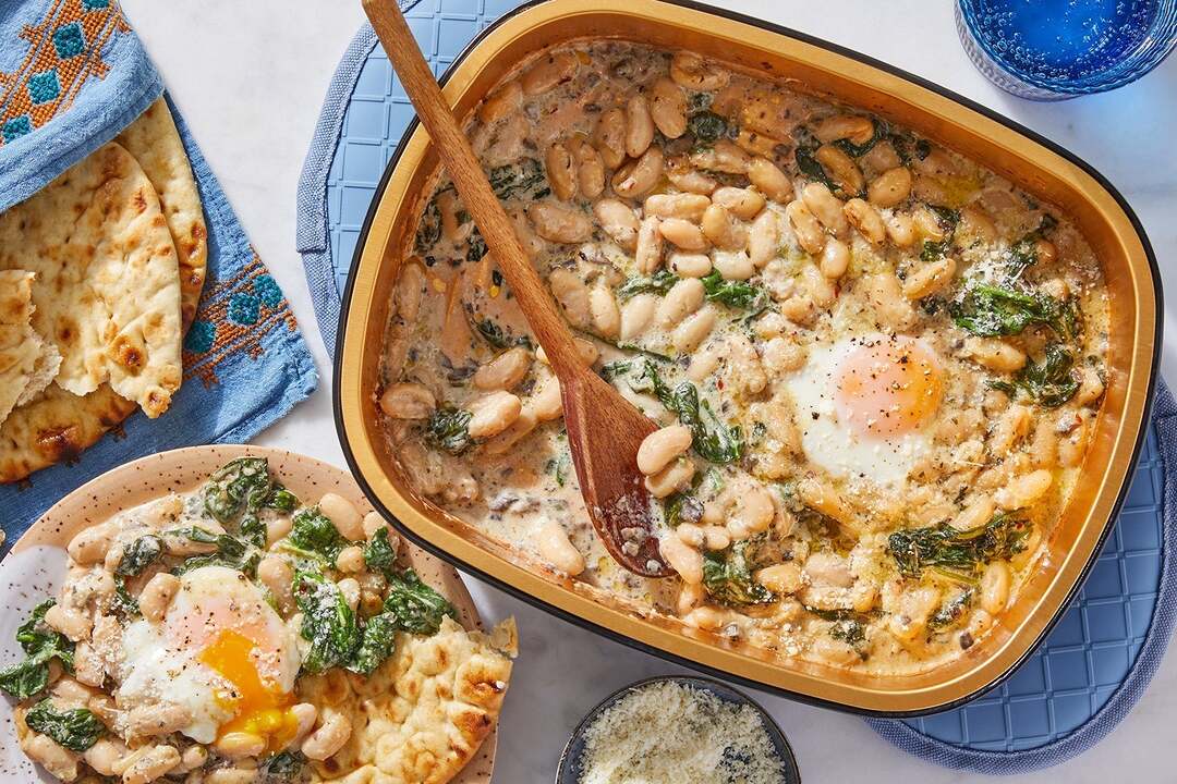 Oven-Baked Creamy White Beans & Eggs