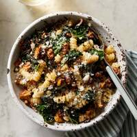 Creamy Pasta & Kale