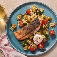Za'atar-Crusted Salmon & Veggies