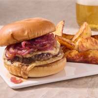Smoky Cheddar Cheeseburgers