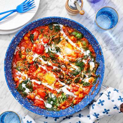 One-Pan Chickpea & Curry Shakshuka