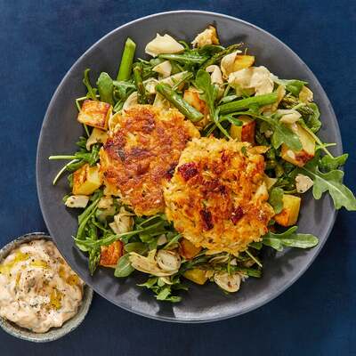 Crab Cakes & Spicy Caper Mayo