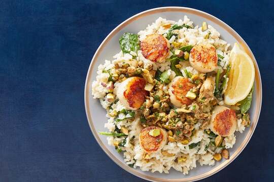Seared Scallops & Garlic-Herb Risotto