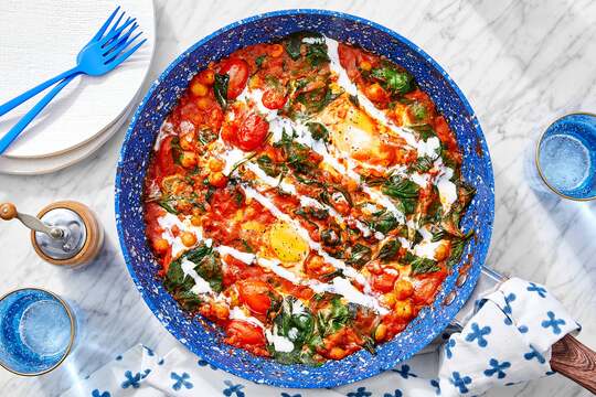 One-Pan Chickpea & Curry Shakshuka