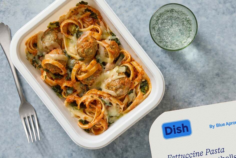 Fettuccine Pasta & Beef Meatballs