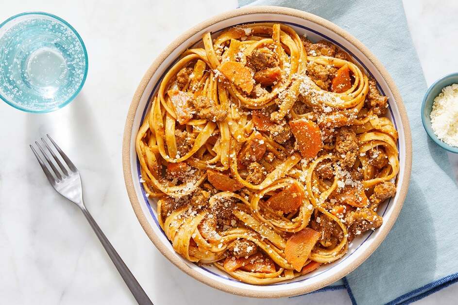 Fettuccine Pesto Bolognese