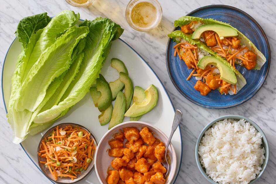 15-Min Buffalo Chicken Lettuce Wraps