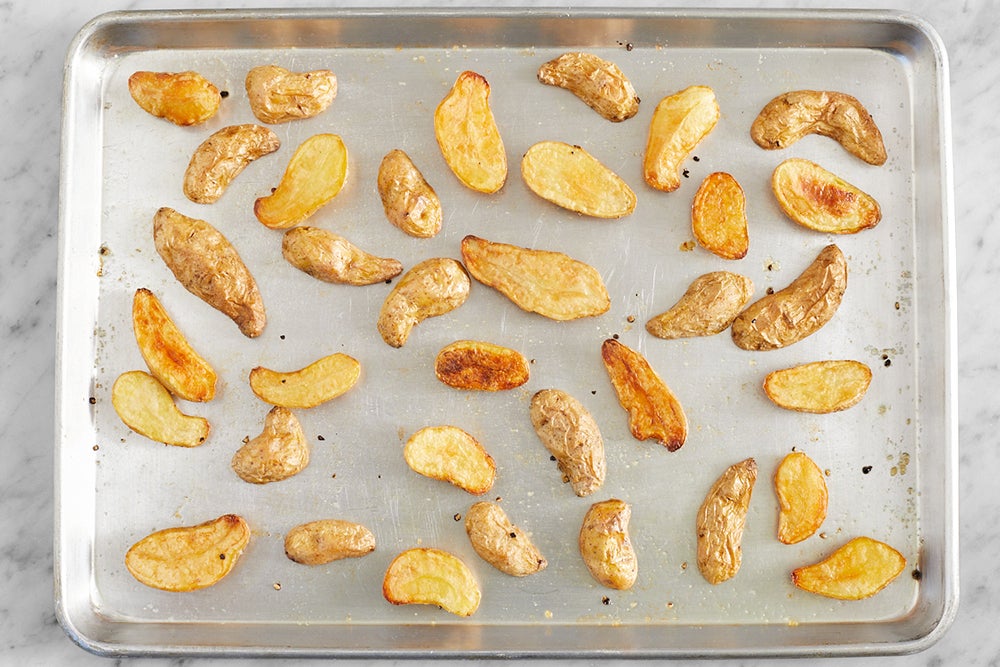 recipe-step-image-Roast the potatoes }
