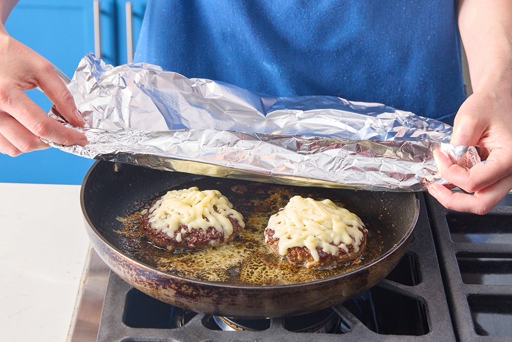 recipe-step-image-Form & cook the patties}