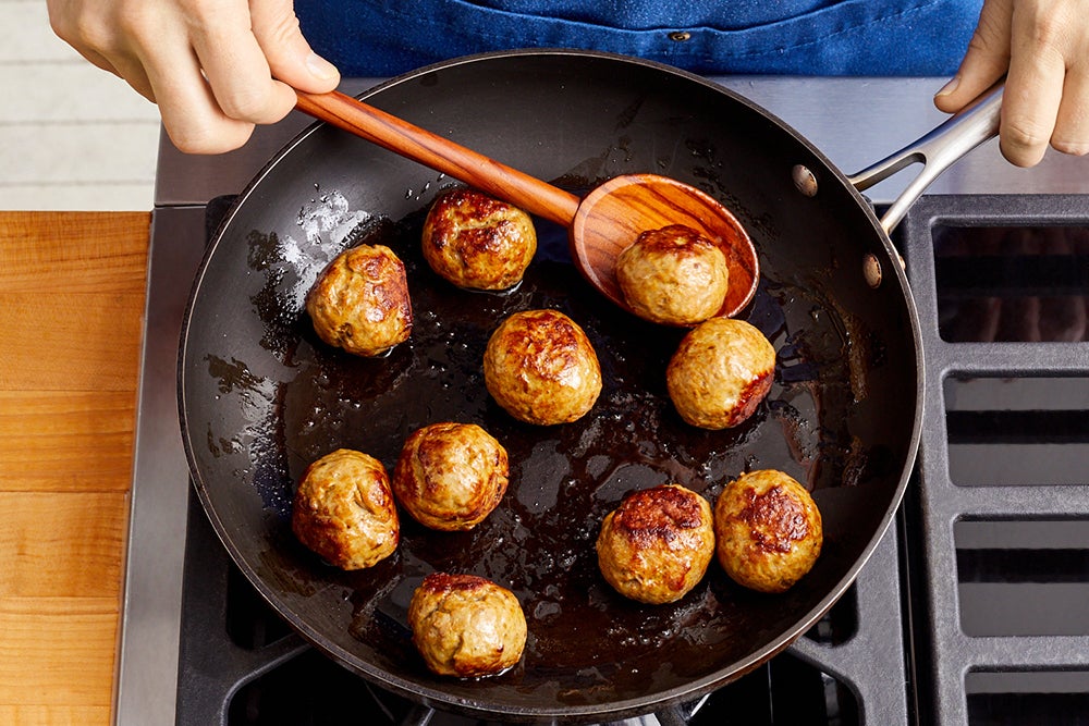 recipe-step-image-Form & cook the meatballs}
