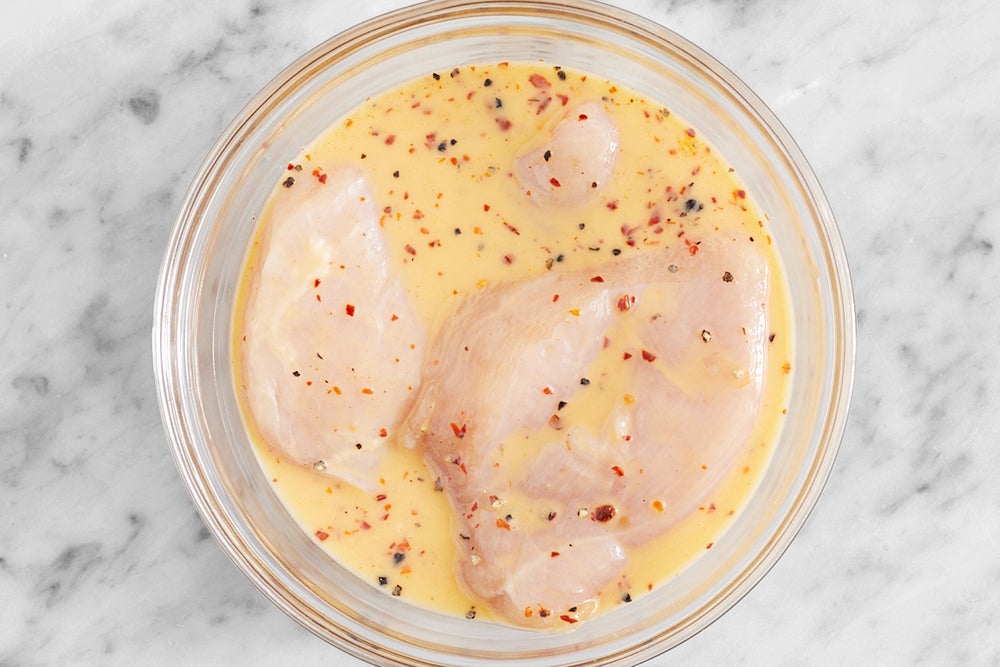 recipe-step-image-Marinate the chicken }