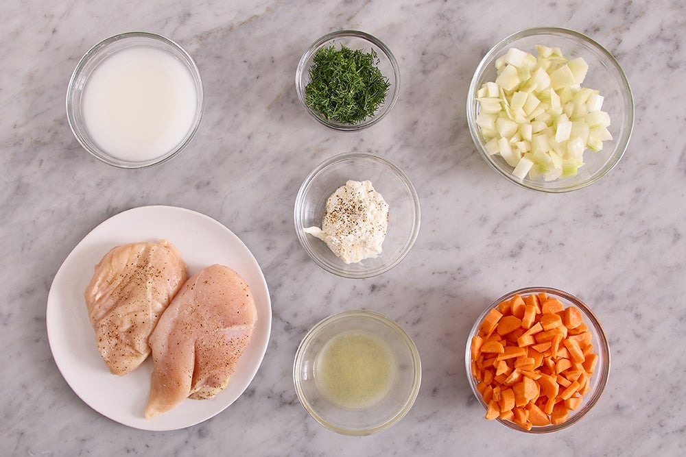 recipe-step-image-Prepare the ingredients & make the cornstarch slurry}