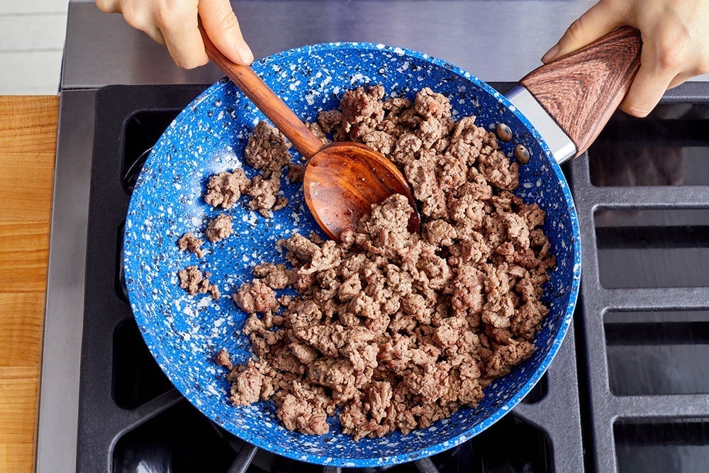 recipe-step-image-Cook the beef}