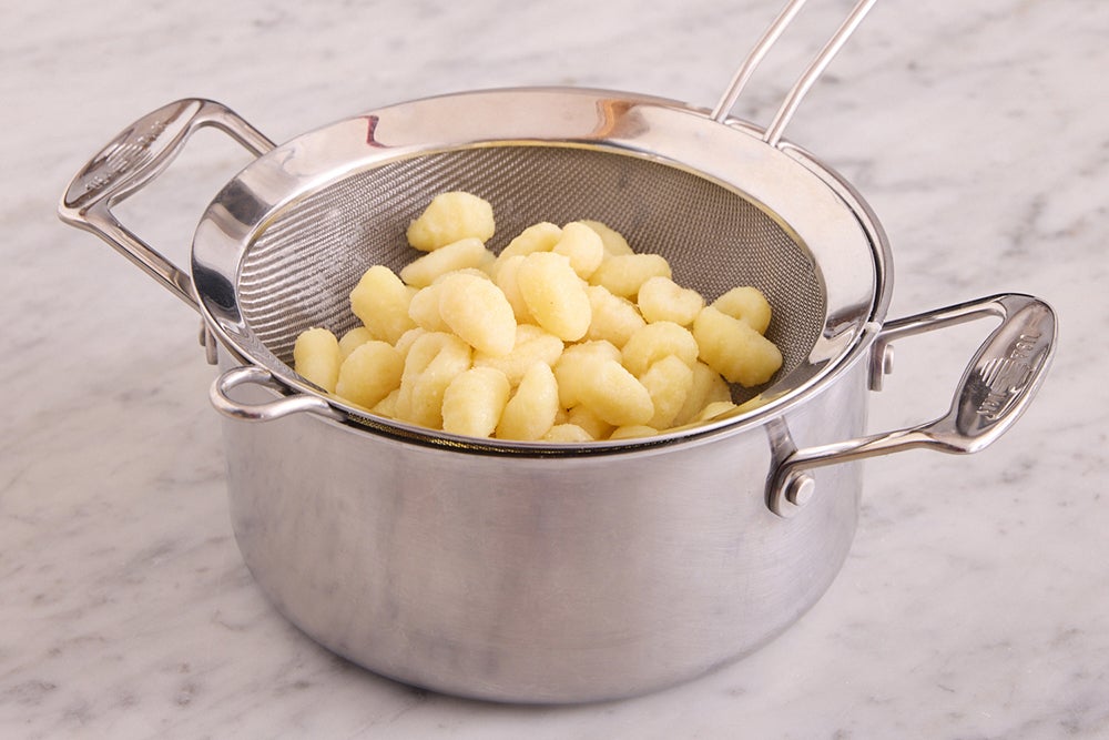 recipe-step-image-Cook the gnocchi}