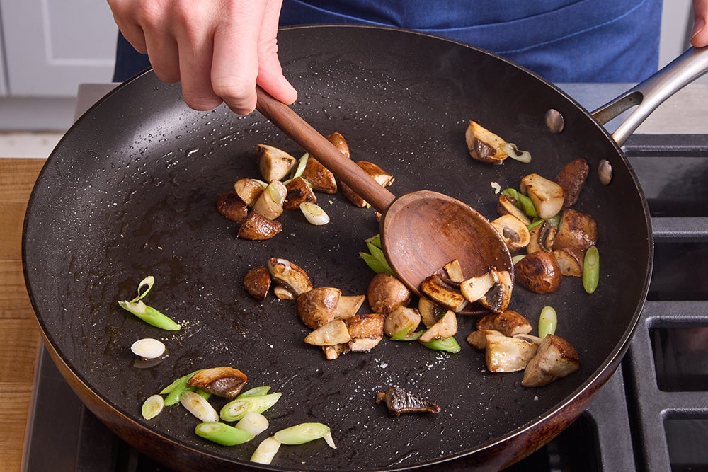 recipe-step-image-Cook the mushrooms}