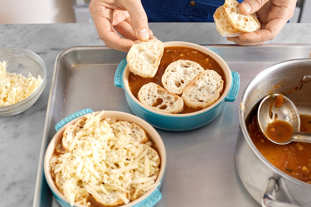 recipe-step-image-Finish the soup & serve your dish}