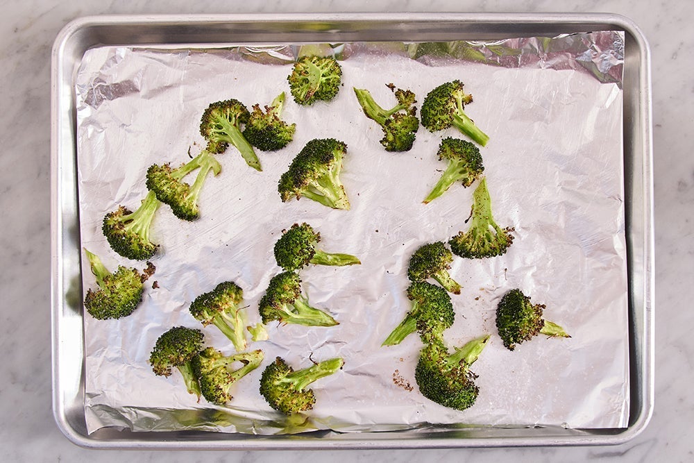 recipe-step-image-Roast the broccoli}