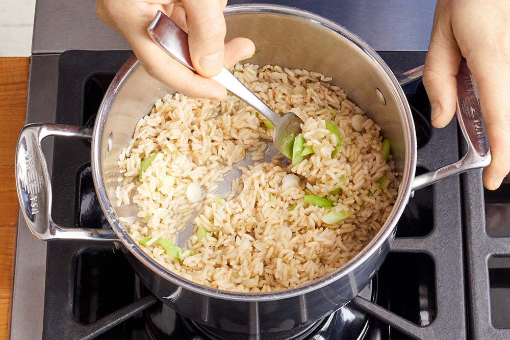 recipe-step-image-Make the scallion rice}