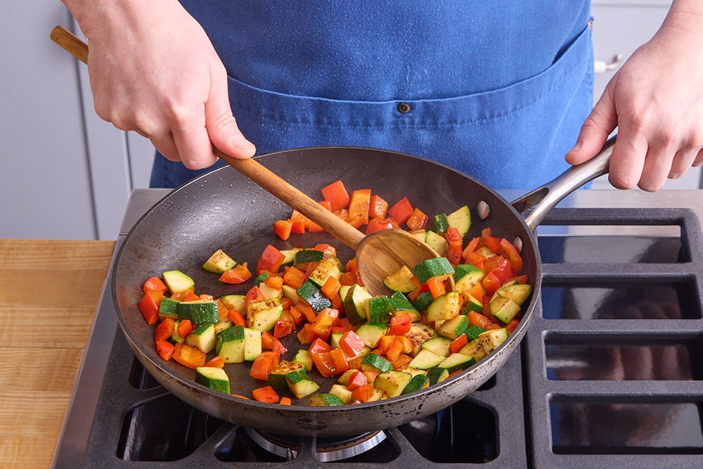 recipe-step-image-Cook the vegetables}
