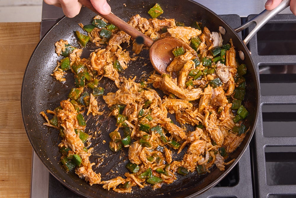 recipe-step-image-Cook the chicken & pepper}
