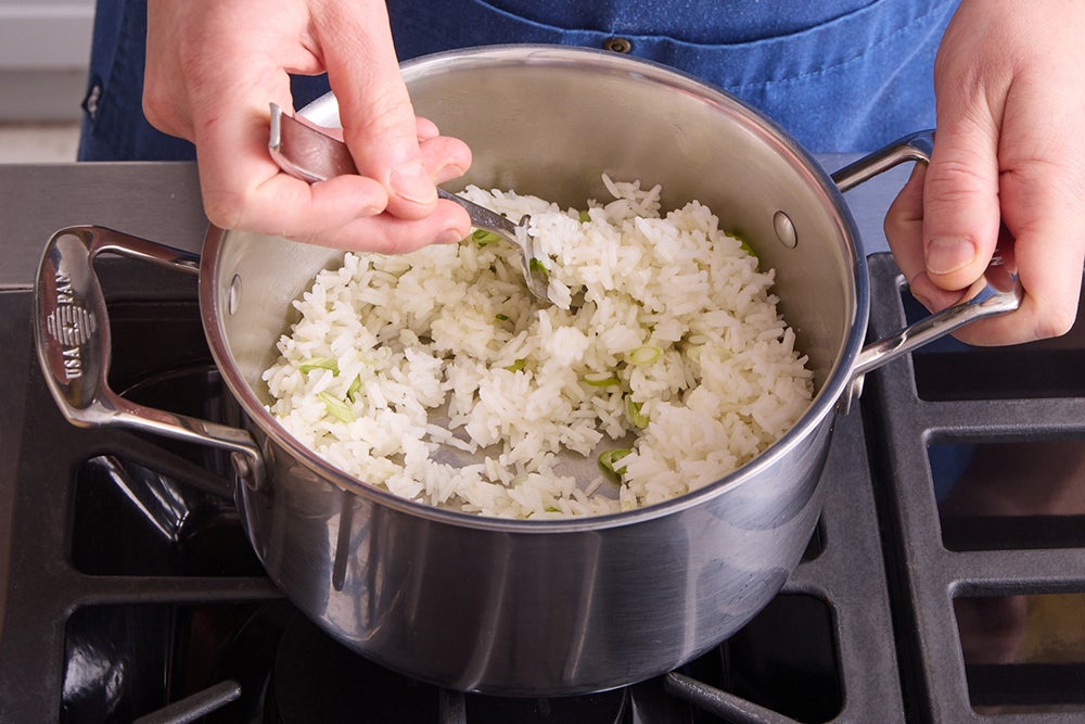 recipe-step-image-Cook the rice}