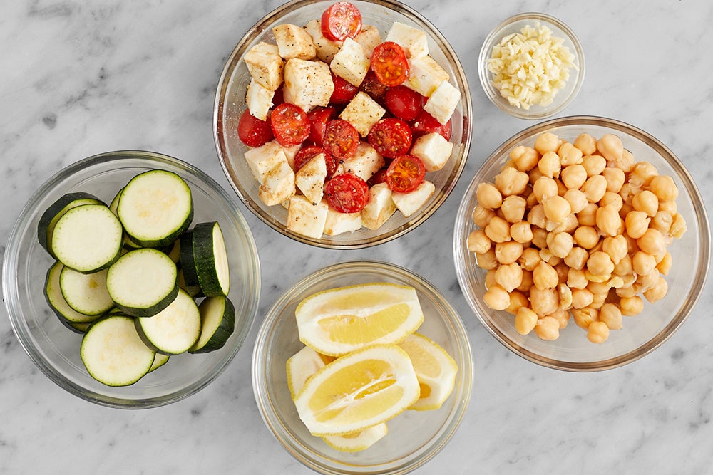 recipe-step-image-Prepare the ingredients}