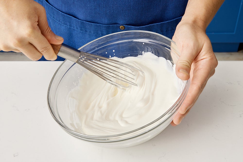 recipe-step-image-Make the whipped cream & serve your dish}
