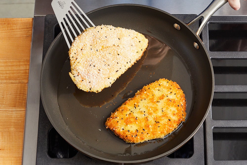 recipe-step-image-Cook the chicken }