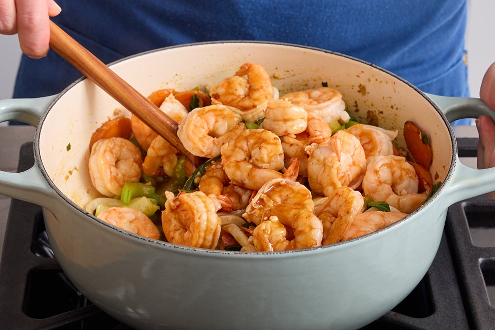 recipe-step-image-Finish the noodles & serve your dish}