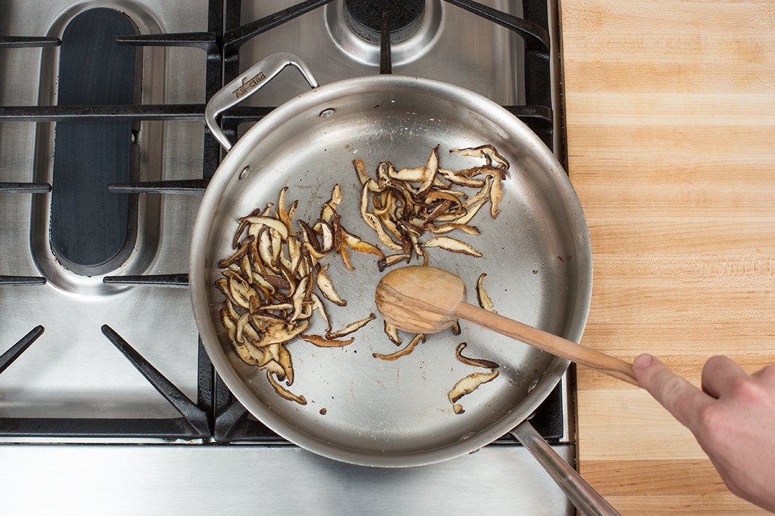 recipe-step-image-Brown the mushrooms:}