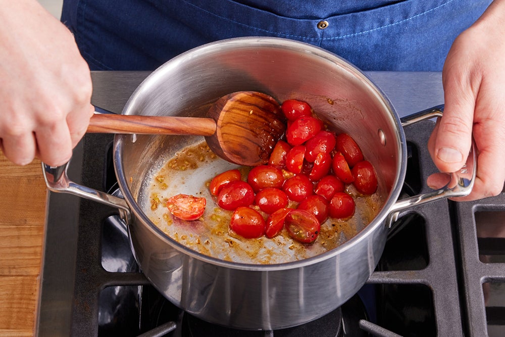 recipe-step-image-Prepare the ingredients & start the tomatoes}